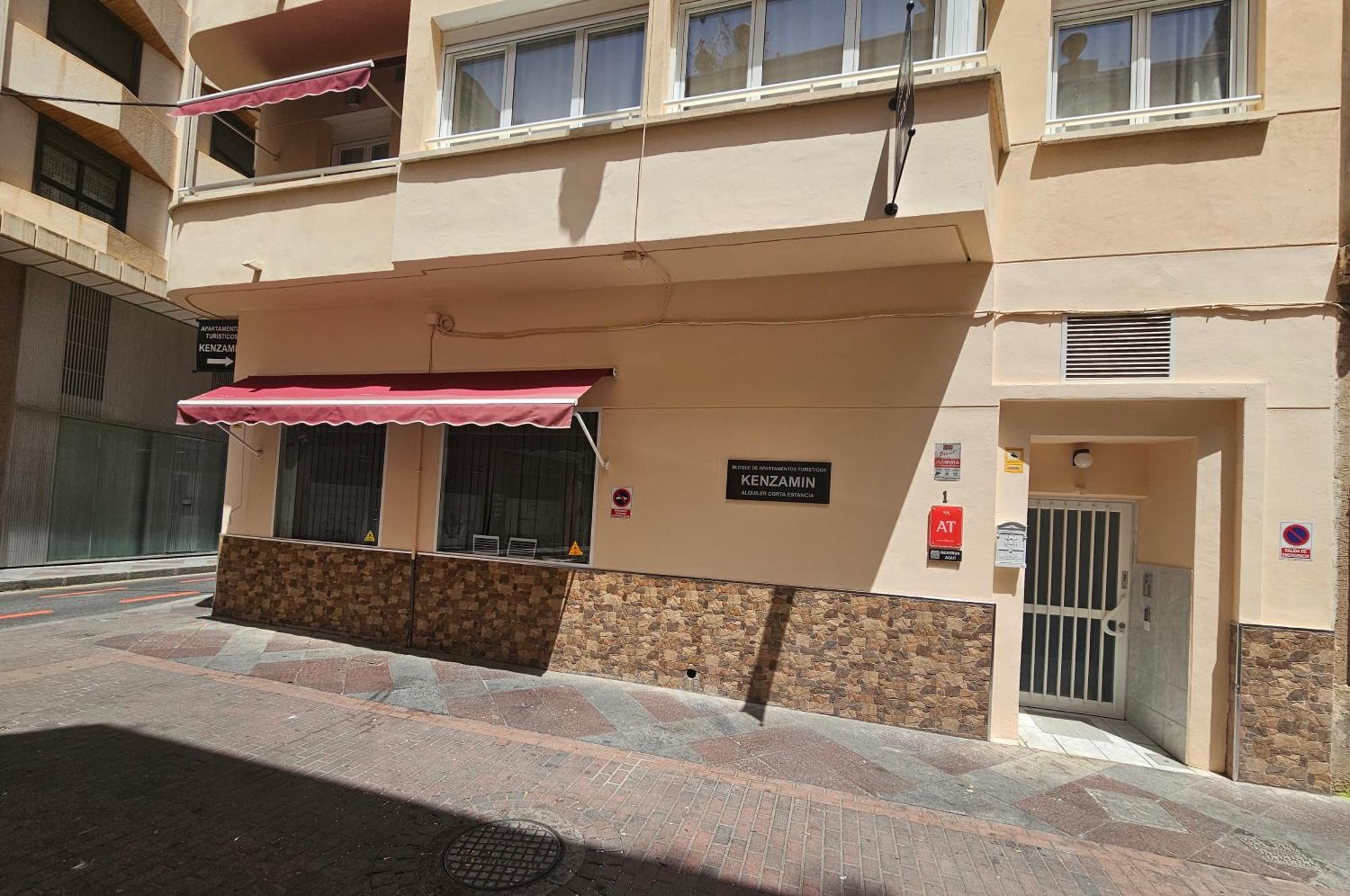 Apartamentos Turisticos Kenzamin Alicante Buitenkant foto