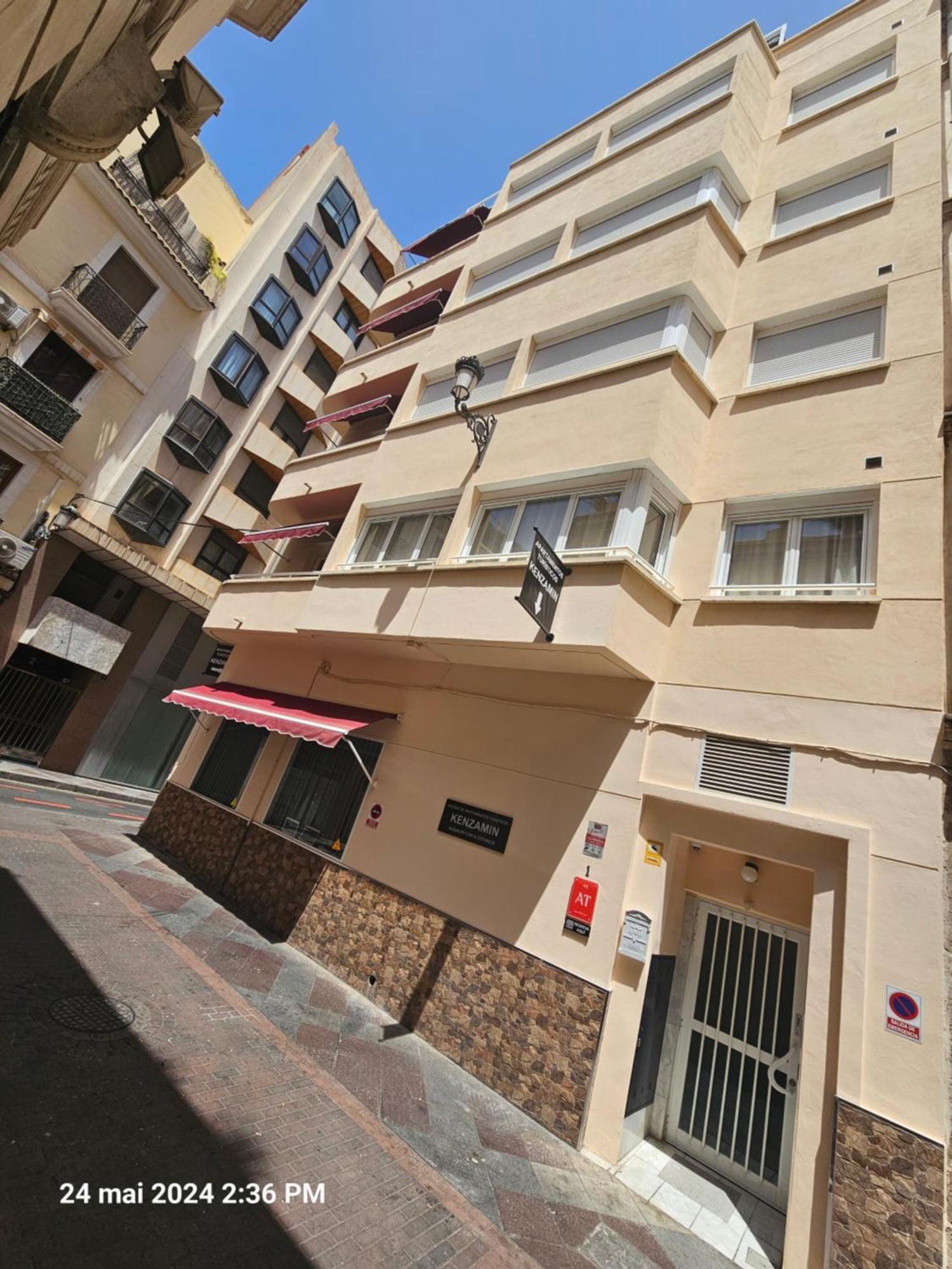 Apartamentos Turisticos Kenzamin Alicante Buitenkant foto