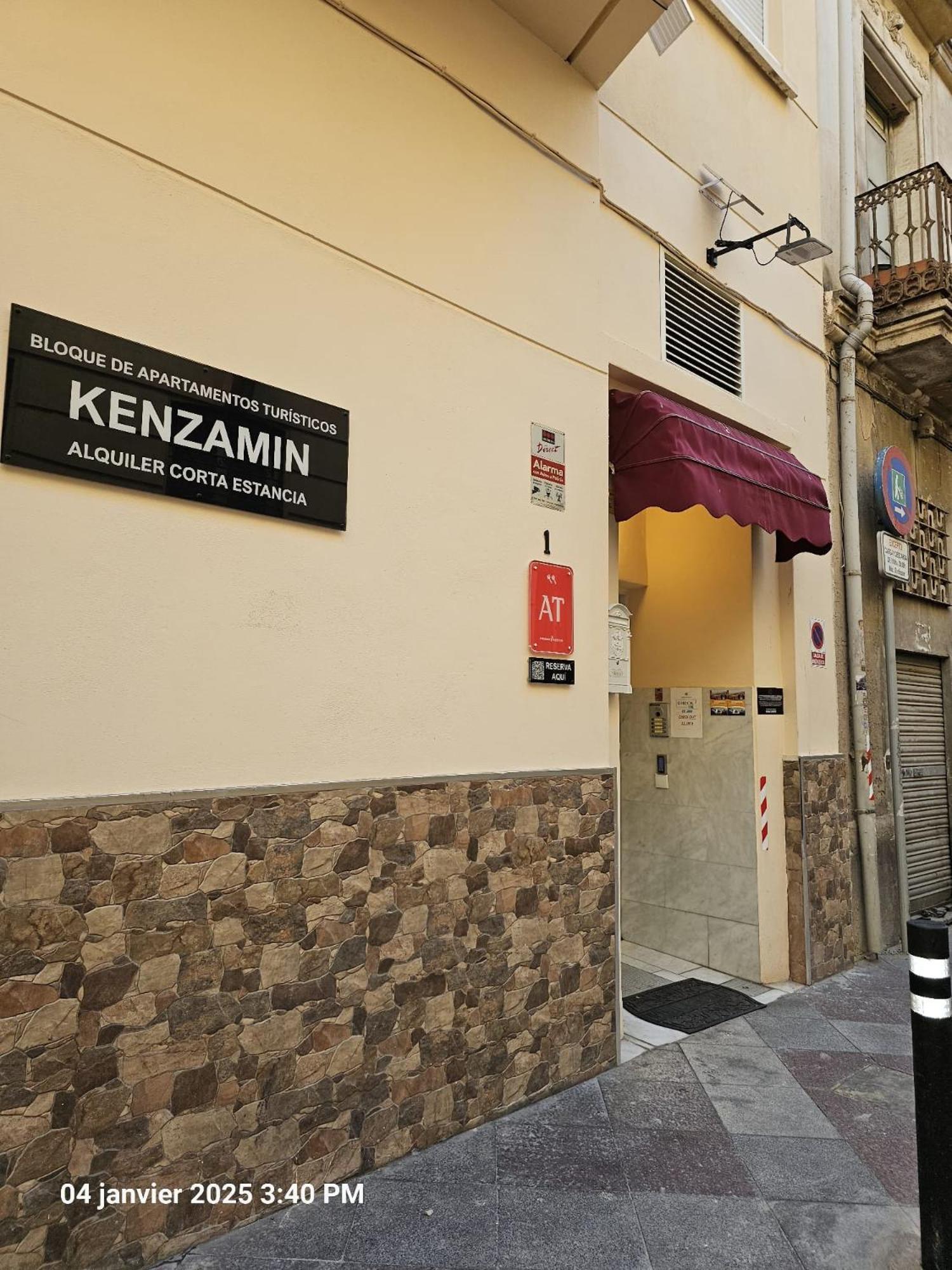 Apartamentos Turisticos Kenzamin Alicante Buitenkant foto