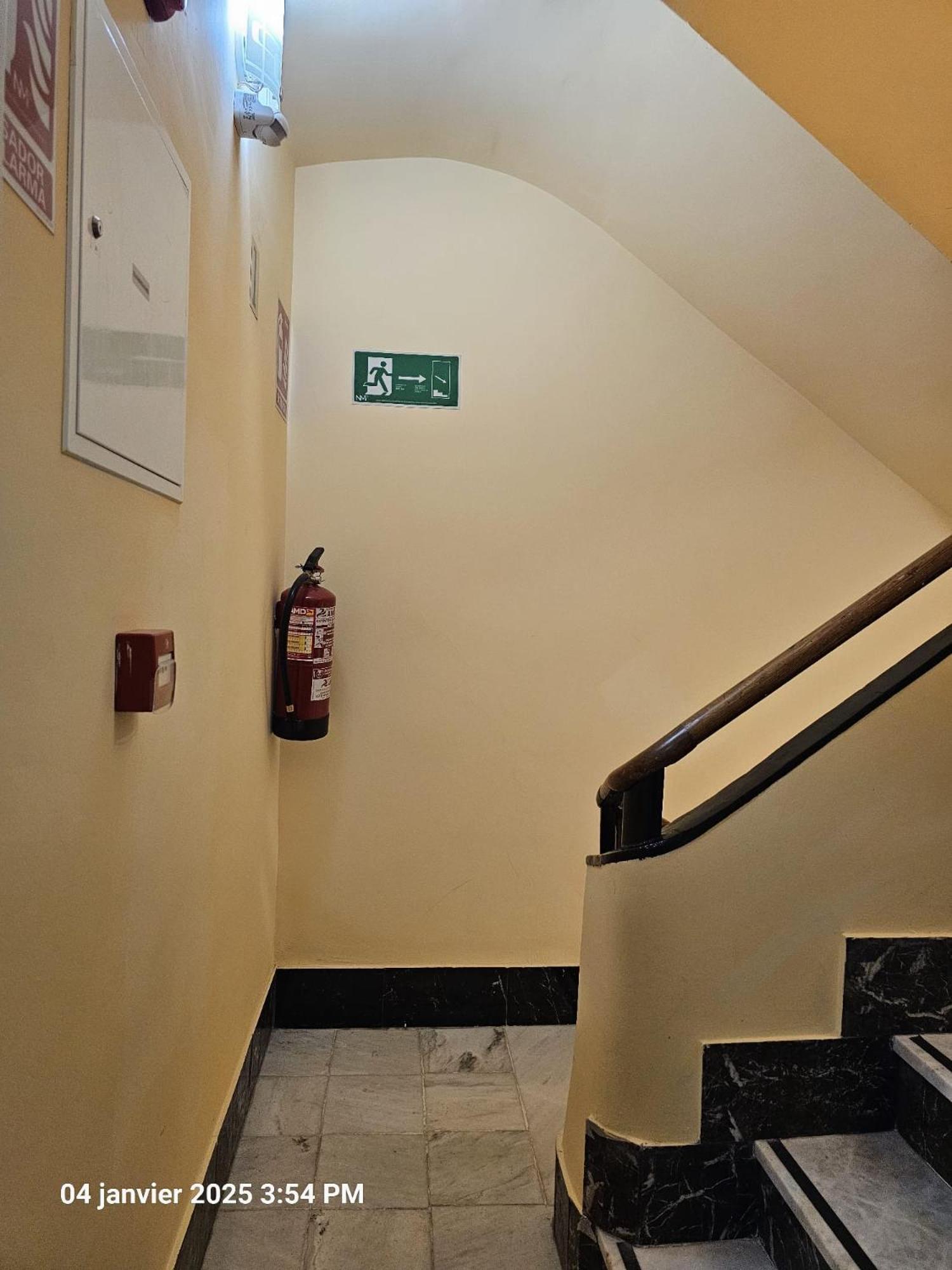 Apartamentos Turisticos Kenzamin Alicante Buitenkant foto