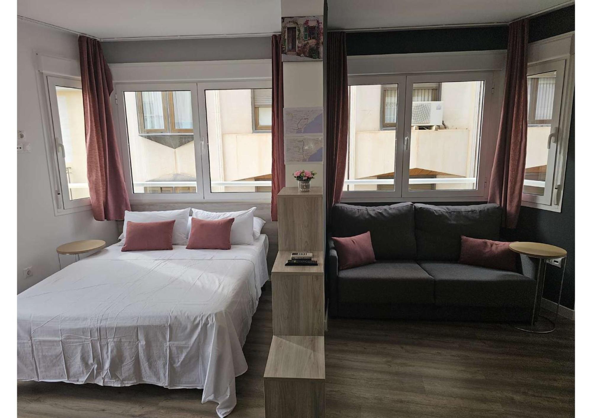 Apartamentos Turisticos Kenzamin Alicante Buitenkant foto