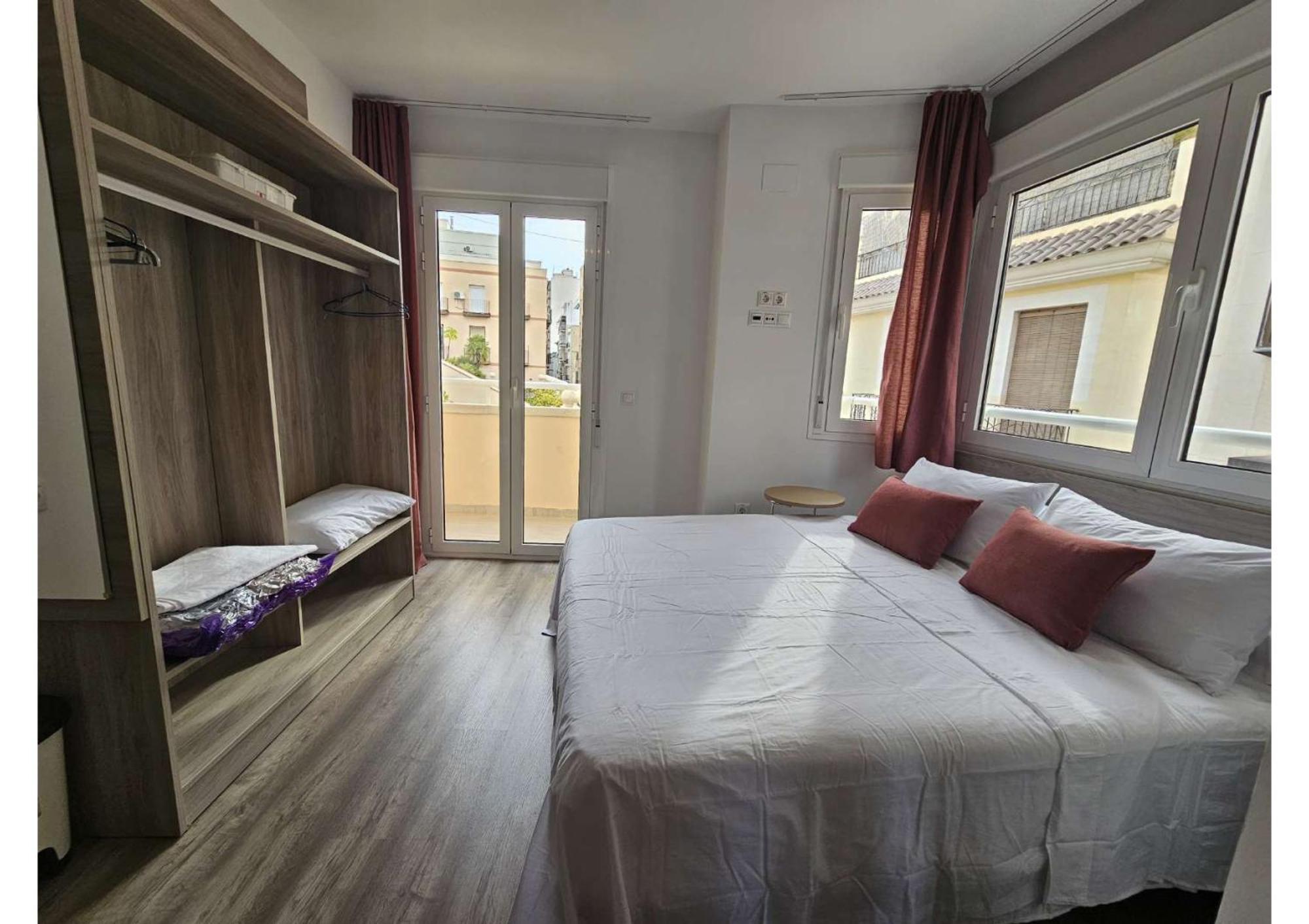 Apartamentos Turisticos Kenzamin Alicante Buitenkant foto