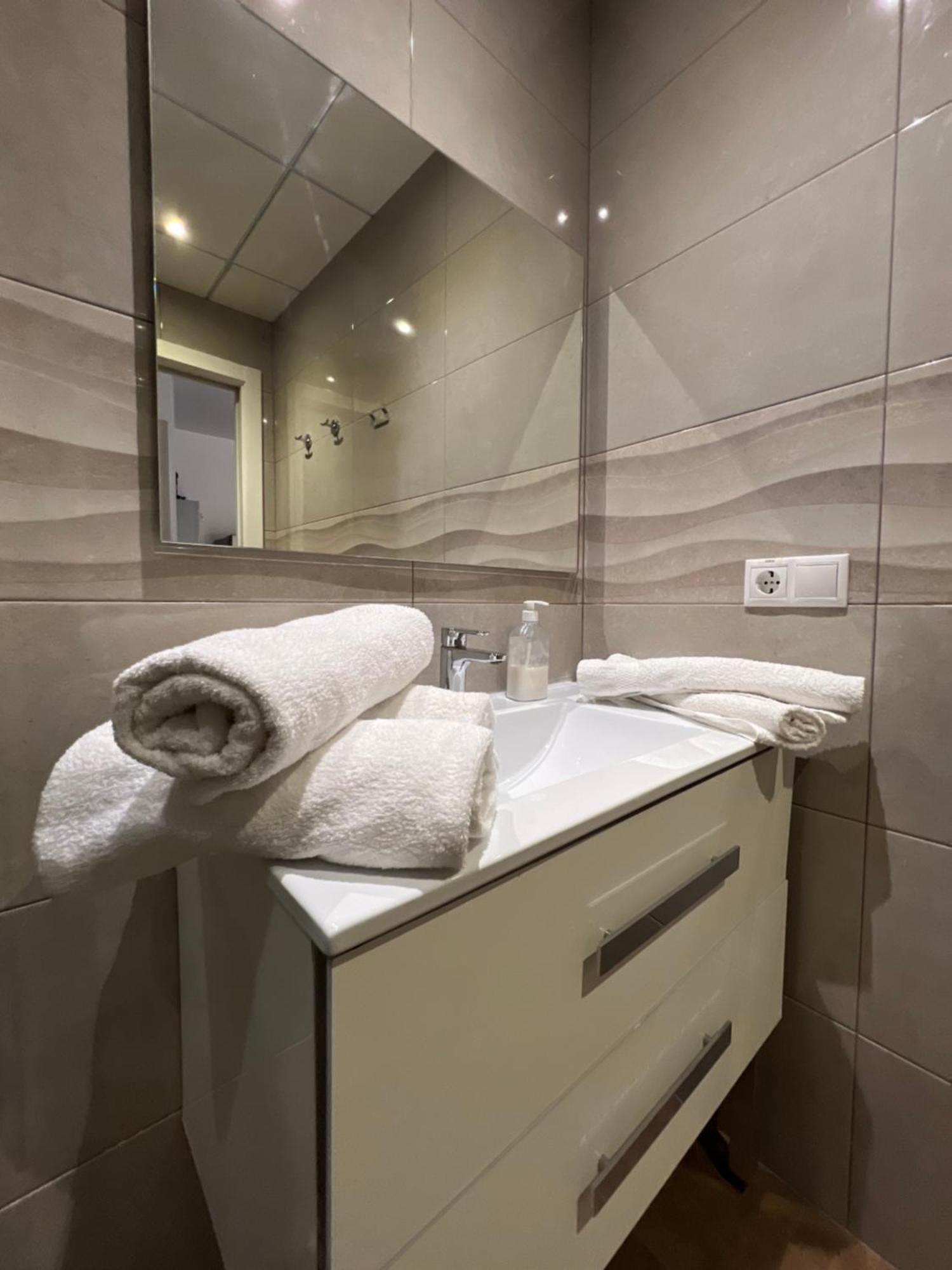 Apartamentos Turisticos Kenzamin Alicante Buitenkant foto